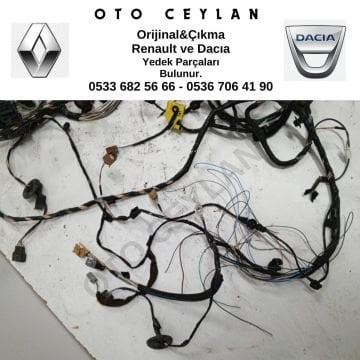 241631305R Fluence Arka İç Tesisat Otomatik Çıkma