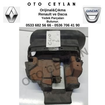 8200408027 Clio 3 Direksiyon Alt Üst Kapak Orijinal Çıkma