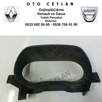 682402694R Duster Gösterge Siperliği Orijinal Çıkma