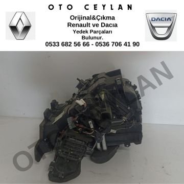 272702309R Sandero 3 2022 Kalorifer Gümbeti Orijinal Çıkma