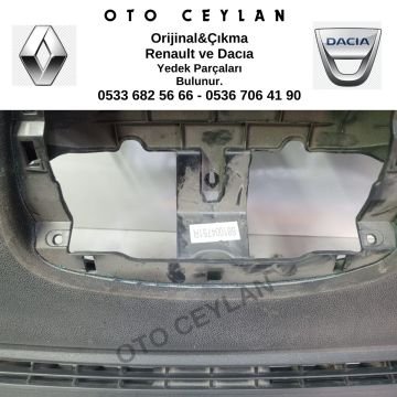 681004751R Megane 3 Göğüslük Komple Orijinal Çıkma