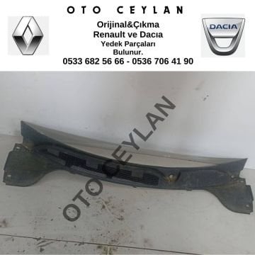 8200097006 Megan II Ön Cam Alt Izgarası Çıkma Orijinal