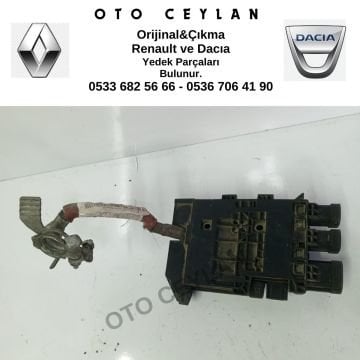 243800010R Megane 3 Sigorta Kutusu Orijinal Çıkma