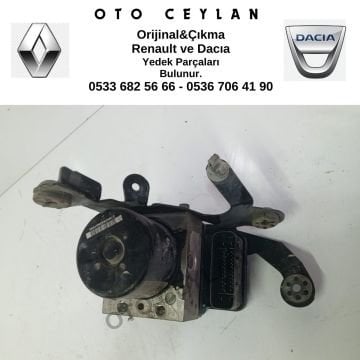 476608933R Fluence Abs Beyni Orijinal Çıkma