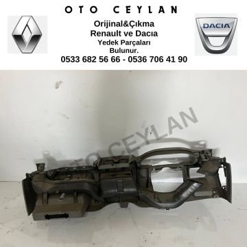 Clio Göğüslük Çıkma Orjinal