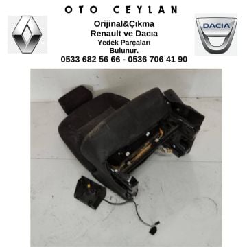 Clıo 3 Sağ Ön Koltuk Çıkma Orijinal