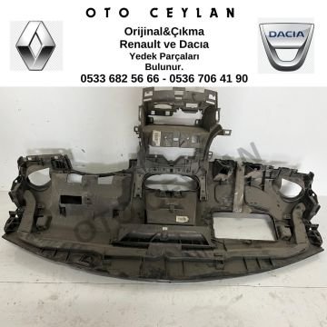 Clio 3 Göğüslük Çıkma Orjinal