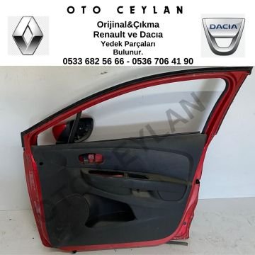 Clio 4 Sağ Ön Kapı Çıkma