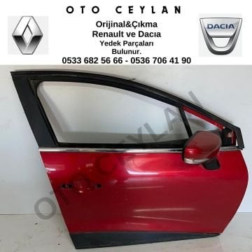 Clio 4 Sağ Ön Kapı Çıkma