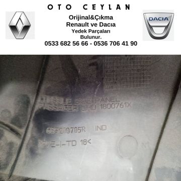 689209705R Clio 4 Sağ Konsol Giydirmesi Çıkma Orjinal