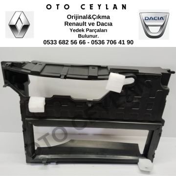 215590215R Clio 4 Captur Radyatör Davlumbazı Orijinal Sıfır Hafif Hatalı