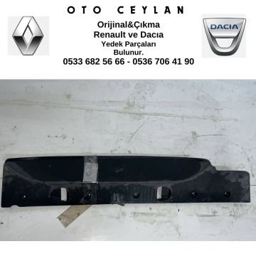 828729905R Dokker Sağ Arka kapı Eşik Bakaliti Çıkma Orjinal