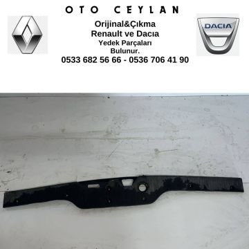 849218441R Dokker Bagaj Eşik Kaplaması Çıkma Orjinal