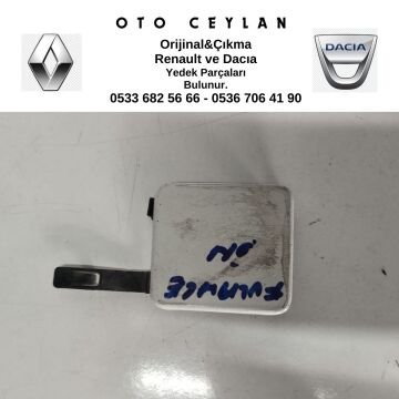511807412R FLUENCE ÖN TAMPON ÇEKİ DEMİR KAPAĞI