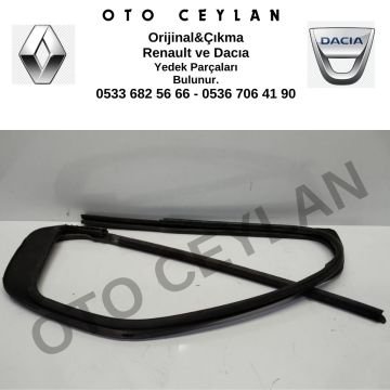 823304918R Symbol Sağ Arka Cam Fitili Çıkma Orijinal