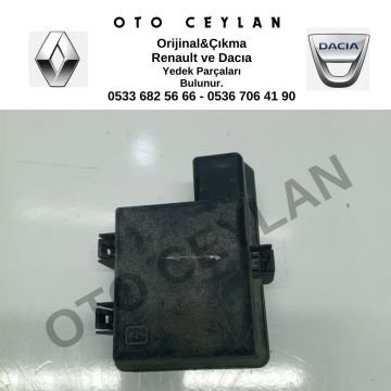 243820003R Megane 3 Sigorta Kutusu Kapağı Orijinal Çıkma
