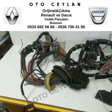 Megane 2 HB Göğüs Tesisatı Orijinal Çıkma