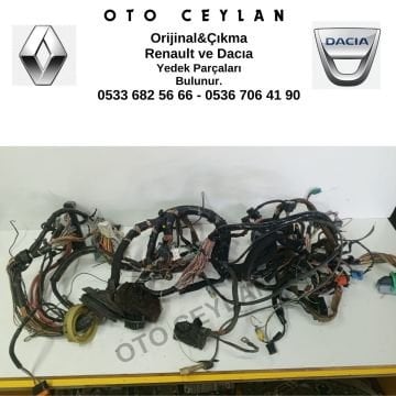 Megane 2 HB Göğüs Tesisatı Orijinal Çıkma