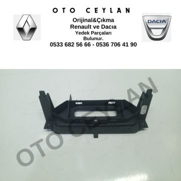 7700426260 Clio 2 Ekran Kapağı Orijinal Çıkma
