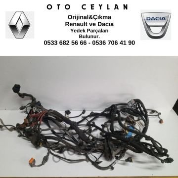 403889554R Megane 3 Göğüs Tesisatı Orijinal Çıkma