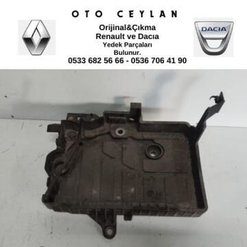 648946748R 648948037R SANDERO AKÜ ALT TABLASI ÇIKMA