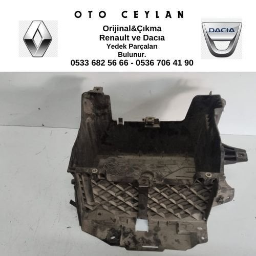 244466737R FLUENCE AKÜ ALT TABLASI BAKALİTİ YUVASI ÇIKMA