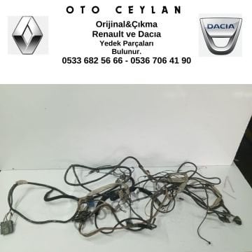 7702260330 Megane 2 Arka Kablo Demeti Orijinal Çıkma