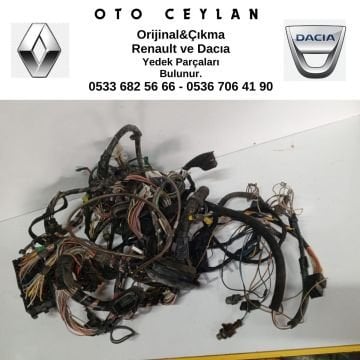 8200306992 Kango 1.5 Absli Torpido Tesisatı Orijinal Çıkma