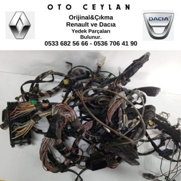 8200306992 Kango 1.5 Absli Torpido Tesisatı Orijinal Çıkma