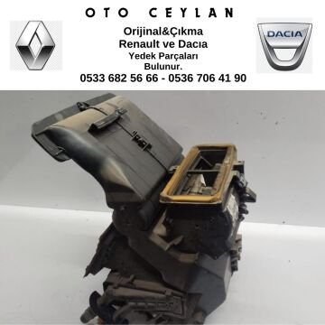 8200749657 CLIO THALIA KALORİFER KUTUSU ÇIKMA