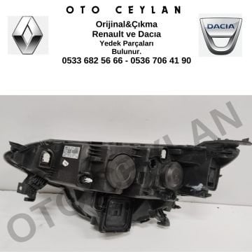 260106827R Megane 4 Sağ Far Sıfır Orjinal Hafif Hatalı