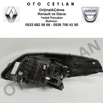 8200733877 Dacia Sandero Sağ Far Sıfır Orjinal Hafif Hatalı