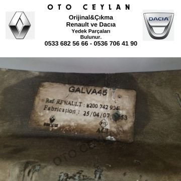 8200742904 Megane 2 Scenic 2 Motor Beşiği Arka Parça Orijinal Çıkma