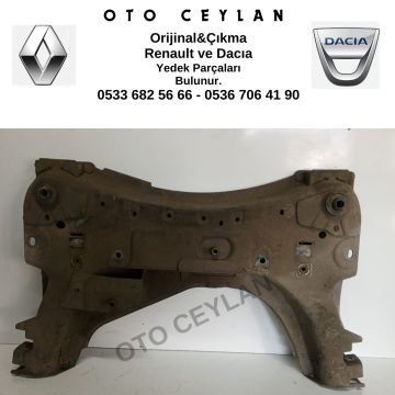 8200742904 Megane 2 Scenic 2 Motor Beşiği Arka Parça Orijinal Çıkma