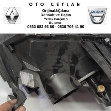 260100156R Dacia Duster Sağ Far Sıfır Orjinal Hafif Hatalı