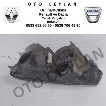 260106223R Yeni Sandero Sağ Far Ledsiz Orijinal Çıkma